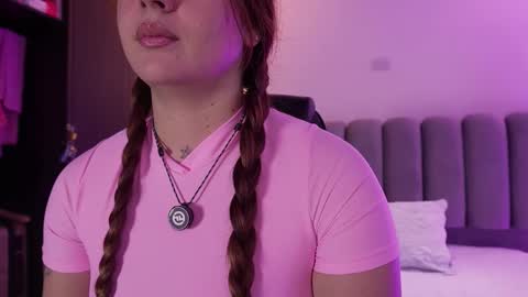 Snapshot of allicelover chatting on 12-01-25, 11:59 ALLICE online show from 12-01-25, 11:59