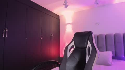 Snapshot of allicelover chatting on 12-02-25, 12:21 ALLICE online show from 12-02-25, 12:21