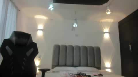 Snapshot of allicelover chatting on 05-26-26, 12:12 ALLICE online show from 05-26-26, 12:12