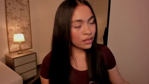 A L L I E online show from 07-04-26, 08:04