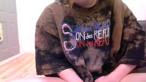 Snapshot of alliebearx chatting on 01-14-25, 04:36 alliebearx online show from 01-14-25, 04:36