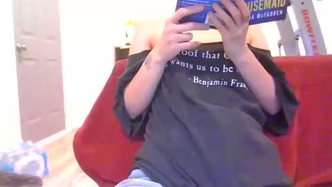 Snapshot of alliebearx chatting on 02-04-25, 12:51 alliebearx online show from 02-04-25, 12:51