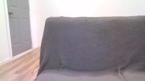 Snapshot of alliebearx chatting on 02-11-25, 04:56 alliebearx online show from 02-11-25, 04:56
