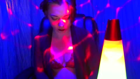 alliebells1 online show from 12-04-24, 01:47