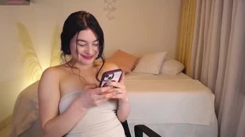 Snapshot of allierose_ chatting on 01-16-26, 12:14 Allie online show from 01-16-26, 12:14