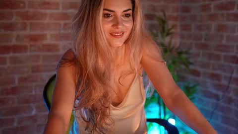 Allie online show from 12-21-24, 05:58