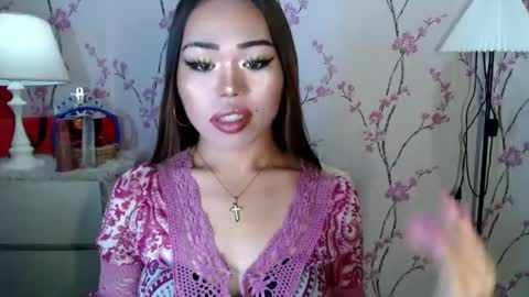 Snapshot of allirah20x chatting on 01-09-25, 05:43 Allirah online show from 01-09-25, 05:43