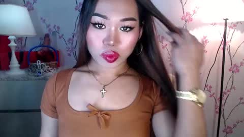 Snapshot of allirah20x chatting on 02-01-25, 01:02 Allirah online show from 02-01-25, 01:02