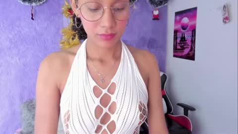 Snapshot of allis0n_ik chatting on 12-09-24, 09:06 ALLIS0N IK online show from 12-09-24, 09:06