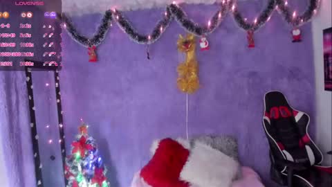 Snapshot of allis0n_ik chatting on 12-12-24, 01:53 ALLIS0N IK online show from 12-12-24, 01:53