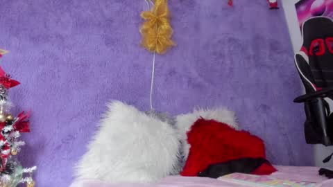 Snapshot of allis0n_ik chatting on 12-18-24, 06:32 ALLIS0N IK online show from 12-18-24, 06:32