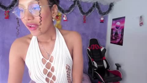 Snapshot of allis0n_ik chatting on 12-30-24, 08:54 ALLIS0N IK online show from 12-30-24, 08:54