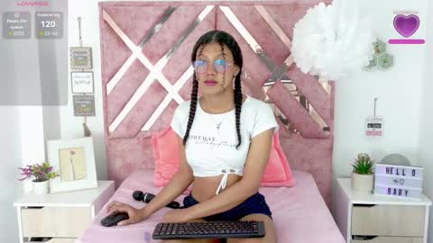 Snapshot of allis0n_ik chatting on 10-15-25, 12:05 ALLIS0N IK online show from 10-15-25, 12:05