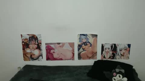 Snapshot of allison___taylor chatting on 11-27-25, 06:37 allison___taylor online show from 11-27-25, 06:37