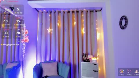 Snapshot of allison_alahia chatting on 12-15-24, 03:09 Allison online show from 12-15-24, 03:09