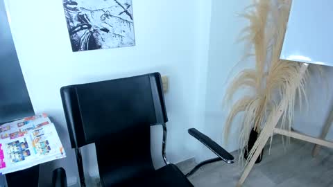 Snapshot of allison_greey chatting on 03-08-25, 12:52 allison_greey online show from 03-08-25, 12:52