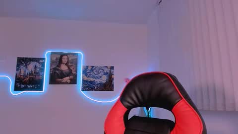 allison_starmodel online show from 11-30-25, 05:00