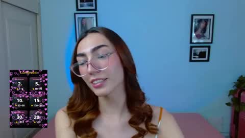 Snapshot of allisonblossom chatting on 10-05-25, 07:45 online show from 10-05-25, 07:45
