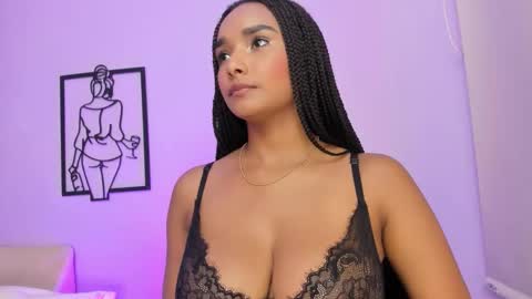 Snapshot of allisonn_bell chatting on 11-30-25, 08:35 Allison online show from 11-30-25, 08:35