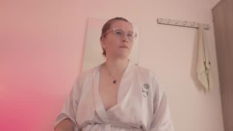 Alli  online show from 07-19-26, 09:02