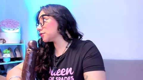 Alejandra online show from 02-25-26, 01:43