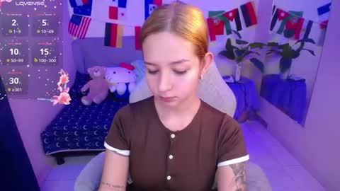Snapshot of alloy_tiny chatting on 07-10-26, 07:05 alloy_tiny online show from 07-10-26, 07:05
