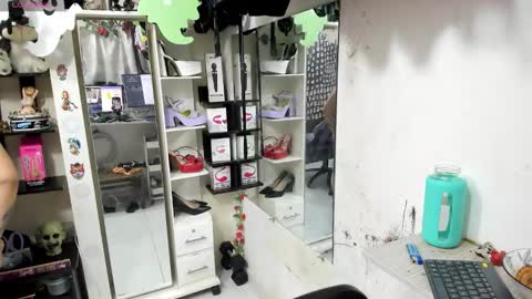 allsson_miller online show from 10-09-25, 09:57