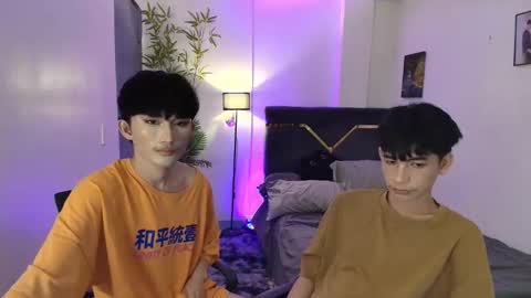 Snapshot of alluring_alpha chatting on 01-31-26, 07:11 kim and josh online show from 01-31-26, 07:11