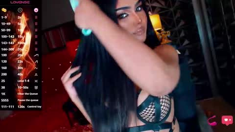 Snapshot of alluringnatalya chatting on 10-13-25, 07:19 Natalya Fox online show from 10-13-25, 07:19