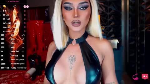 Natalya Fox online show from 10-22-25, 08:03