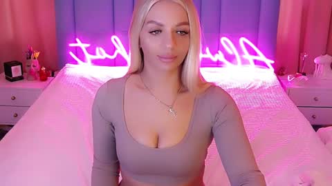 AlwaysHot online show from 01-27-25, 02:53