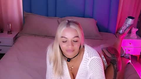 AlwaysHot online show from 04-30-26, 01:23