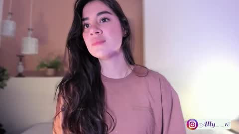 Snapshot of ally_addams chatting on 11-30-25, 12:14 Ally online show from 11-30-25, 12:14