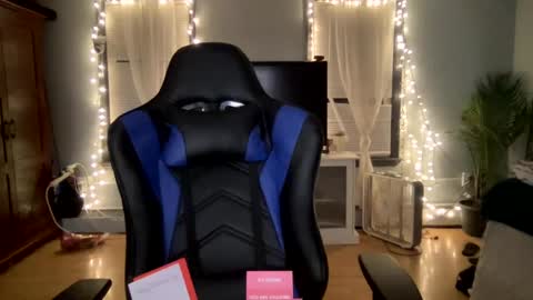 allyanalangel online show from 02-15-25, 06:02