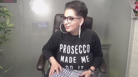         online show from 01-23-25, 10:22