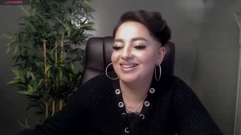         online show from 02-05-25, 01:15