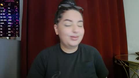         online show from 10-12-25, 03:22