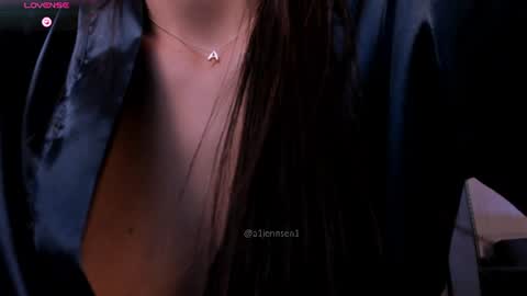 Snapshot of allyjensen chatting on 07-28-26, 04:39 Alisson online show from 07-28-26, 04:39