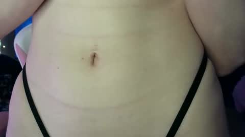 Snapshot of allyoursss1212 chatting on 03-05-26, 04:08 Ally Girl In Her Ally World online show from 03-05-26, 04:08