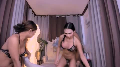 Snapshot of allysonhartes chatting on 10-08-25, 01:20 ALLYSGAYLEAVI YNA online show from 10-08-25, 01:20