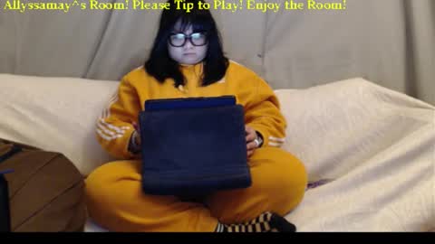 Allyssamay online show from 01-15-26, 04:06