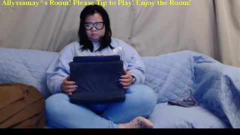 Allyssamay online show from 02-04-26, 04:51