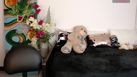 Snapshot of alma_art_ chatting on 02-08-25, 07:38 alma_art_ online show from 02-08-25, 07:38