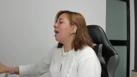 ALMA FENIX  online show from 10-01-25, 12:33