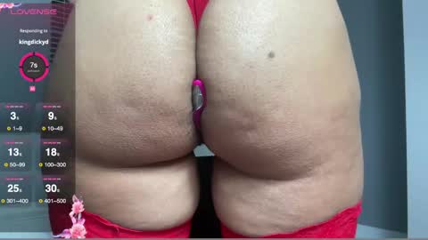 Snapshot of almababbyy chatting on 10-09-25, 03:37 Almababbyy online show from 10-09-25, 03:37