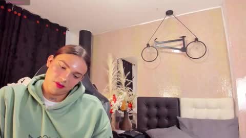 Santy online show from 02-06-26, 06:22