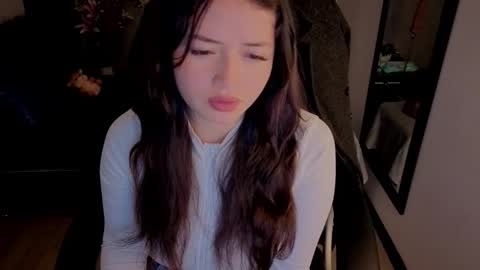 Snapshot of almma_ chatting on 10-15-25, 01:22 ALMMA online show from 10-15-25, 01:22