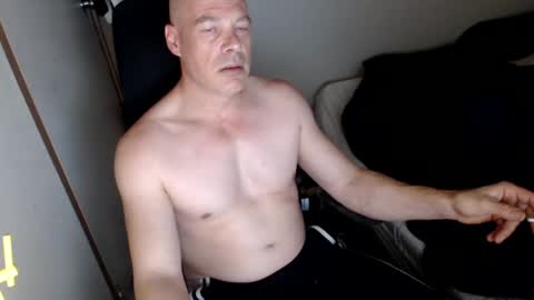 Snapshot of almostanything4u chatting on 12-07-24, 12:02 almostanything4u online show from 12-07-24, 12:02