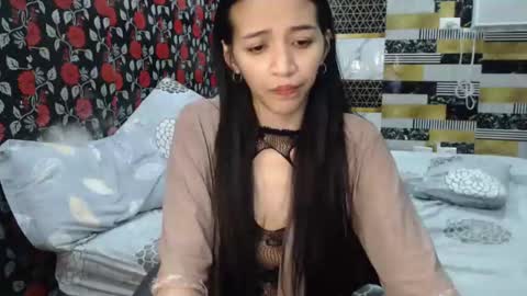 Snapshot of alondra_aleng_ereng chatting on 01-14-25, 06:24 Alondra online show from 01-14-25, 06:24