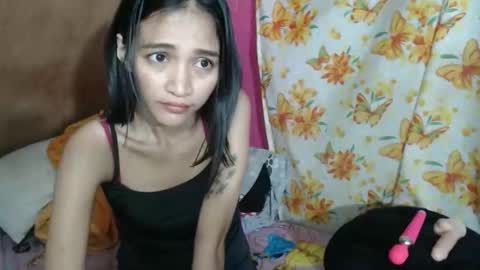 Snapshot of alondra_aleng_ereng chatting on 03-10-26, 01:38 Alondra online show from 03-10-26, 01:38